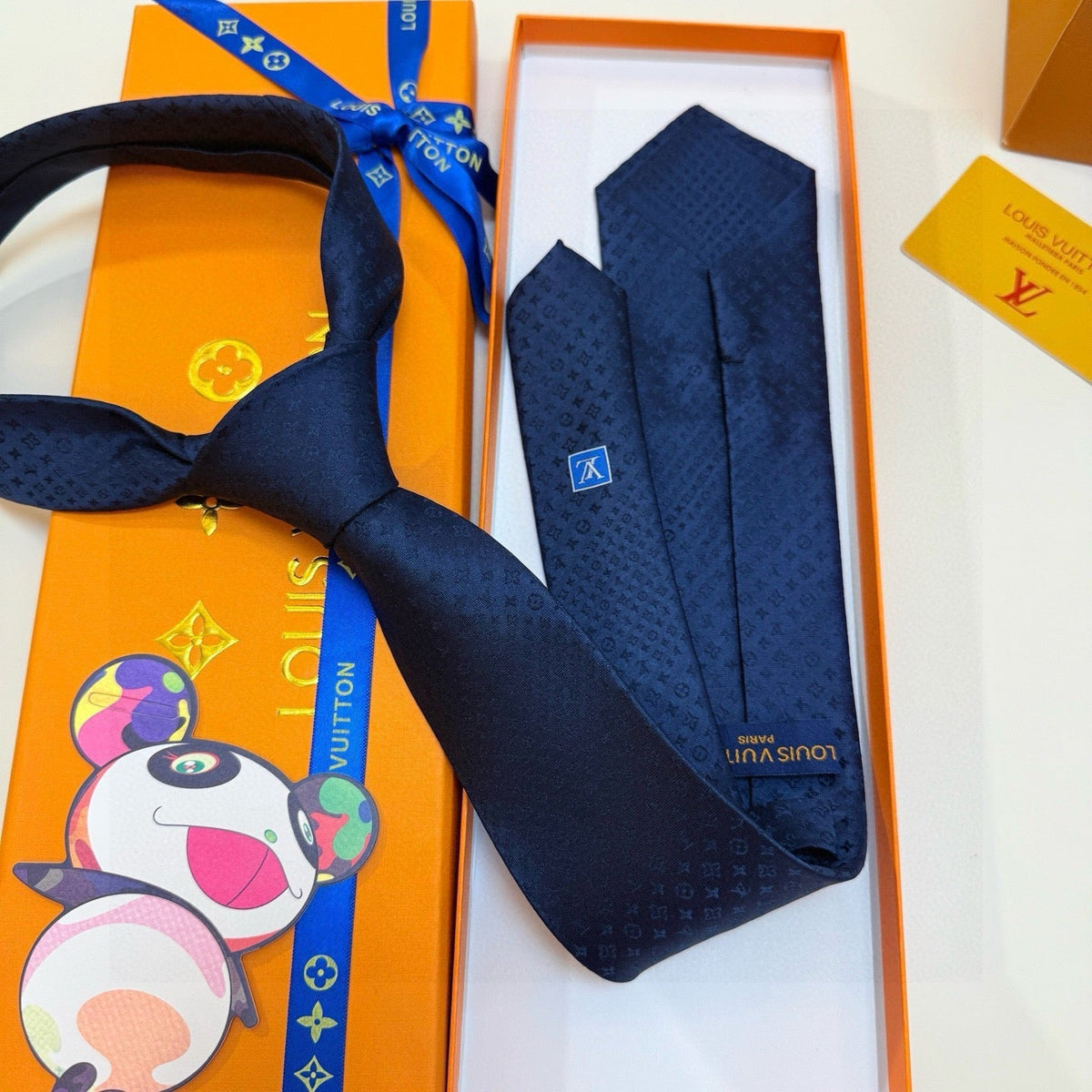 Louis Vuitton Style Men's Textured Silk Tie