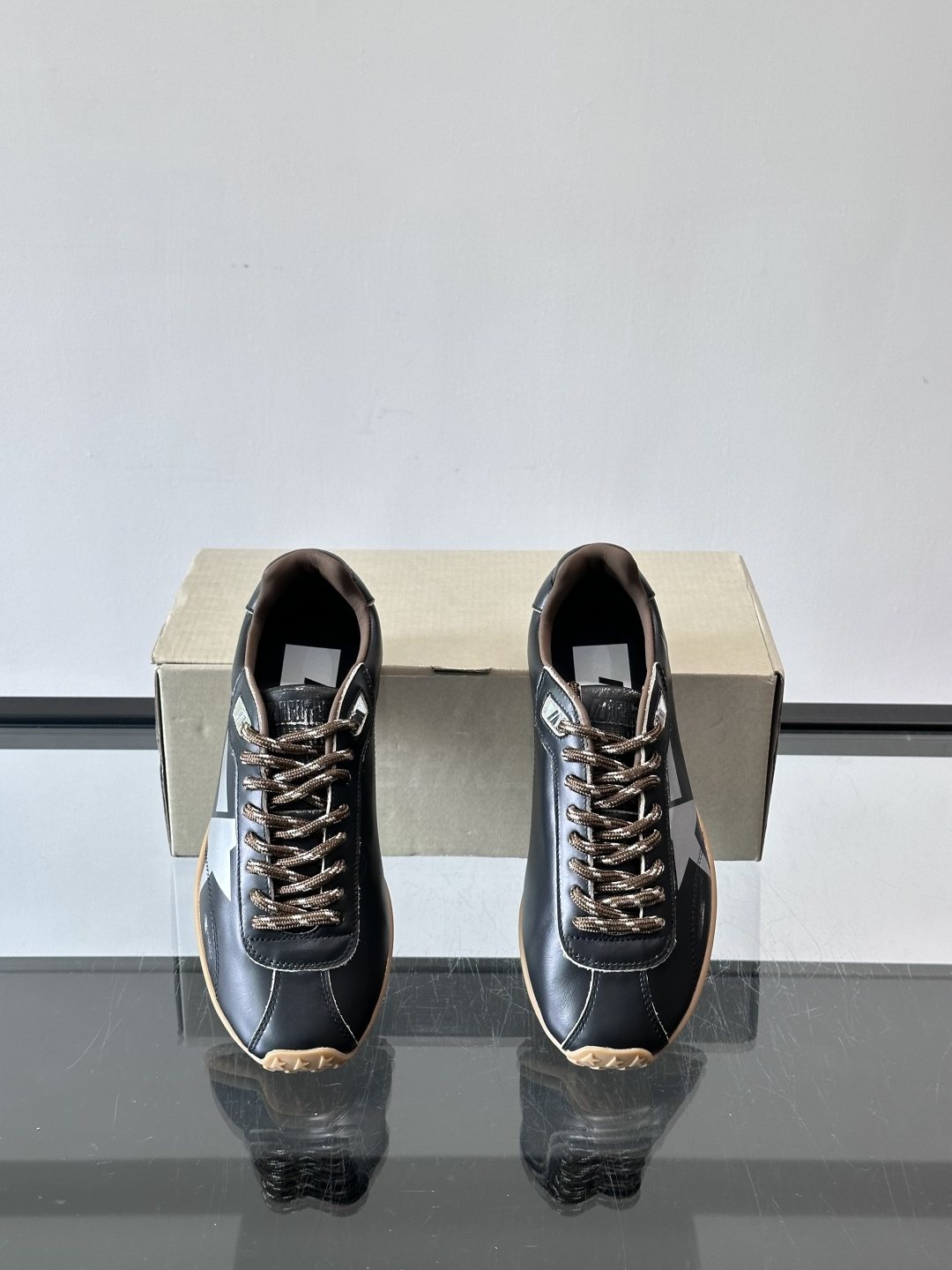 Golden Goose Star Low-Top Sneakers - Gum Sole