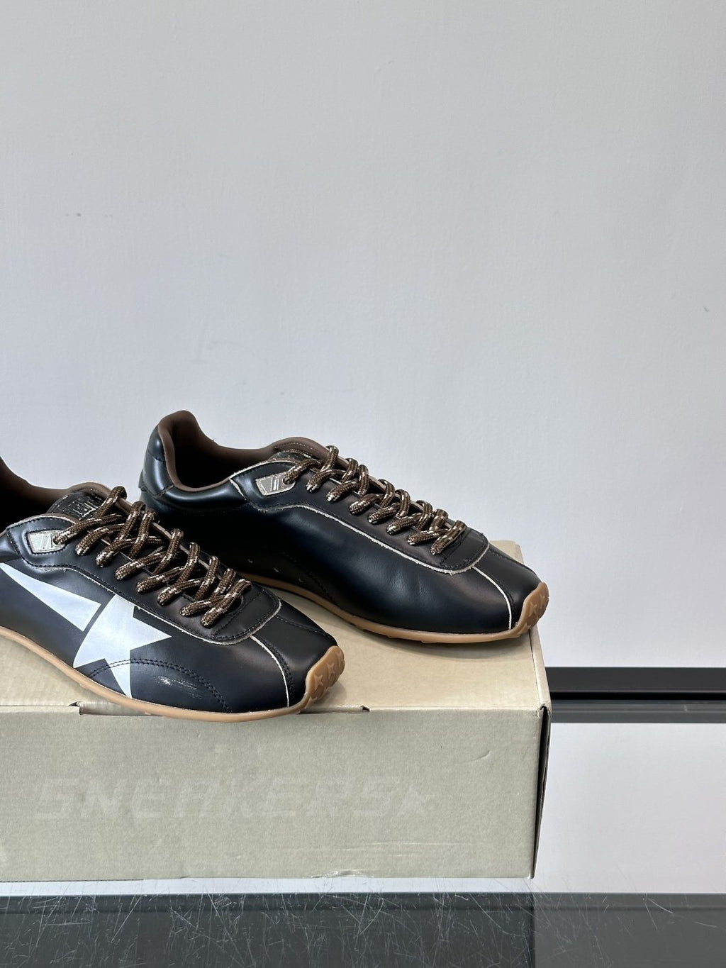 Golden Goose Star Low-Top Sneakers - Gum Sole