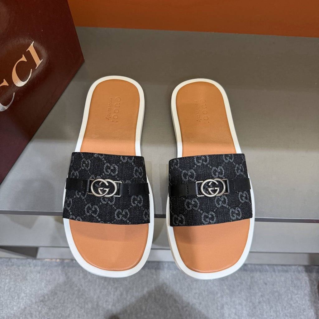 Gucci Patterned Strap Slide Sandals - Open Toe