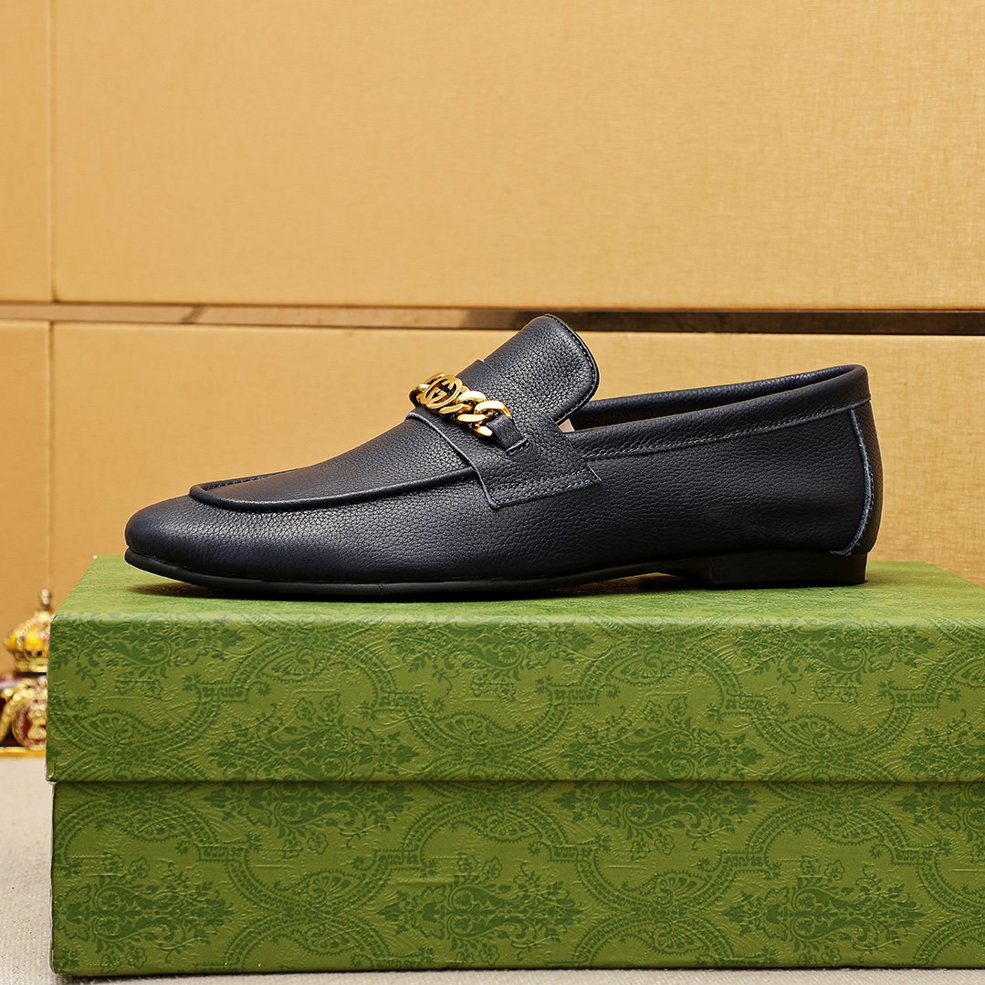 Gucci Pebble Leather Loafers